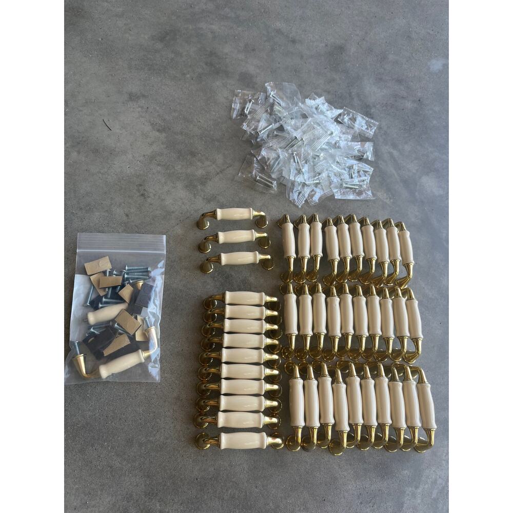 Lot of 33 P260-IV Polished Brass 3"cc Cabinet Handle Pull White Center
